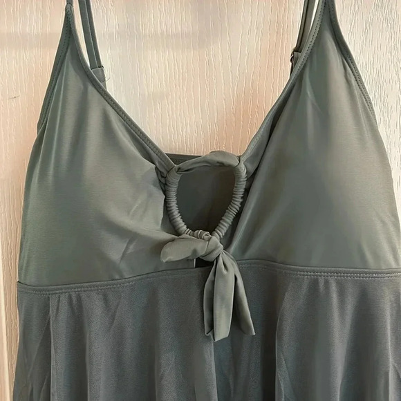 Tankini 1 pc green flowy bathing suit Tag is 3x measures 17” ptp NEW - Picture 2 of 4